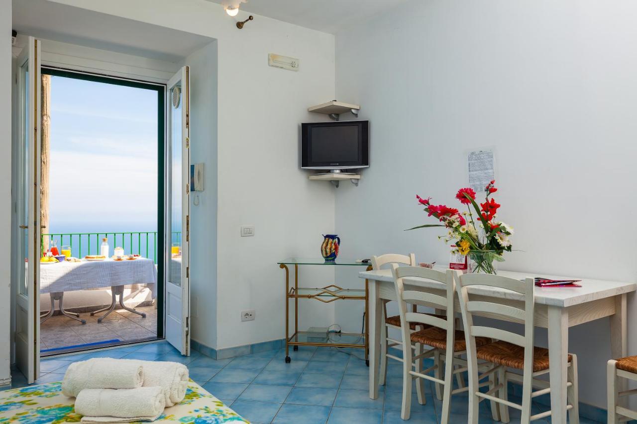 Guest house Residenza Gennaro 3*